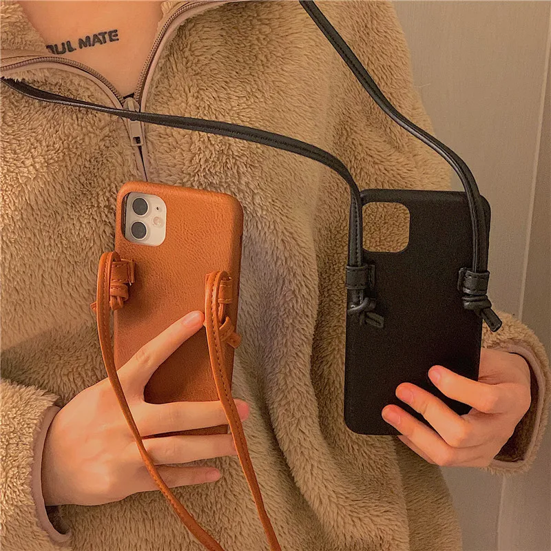 2020 hot sale luxury leather crossbody Contracted personality for iPhone 11 12 mini Pro max mobile phone accessories case
2020 hot sale luxury leather crossbody Contracted personality for iPhone 11 12 mini Pro max mobile phone accessories case
