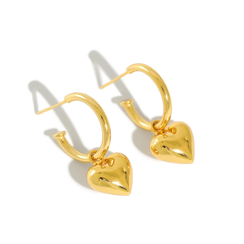 18k gold plated unique jewelry 925 sterling silver regular glittering top quality temperament love heart hoop earrings
18k gold plated unique jewelry 925 sterling silver regular glittering top quality temperament love heart hoop earrings
