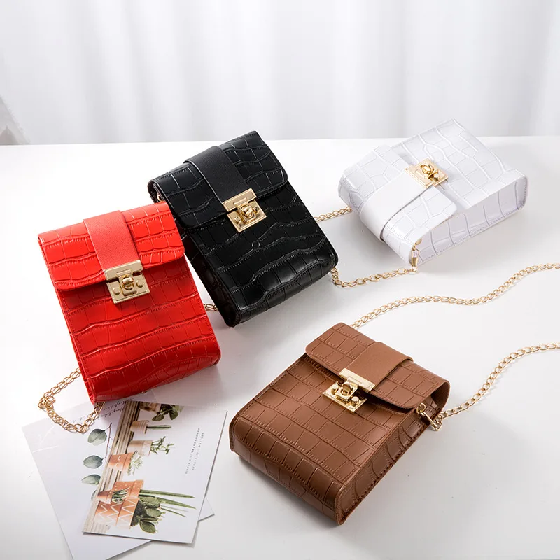 Europe and American Retro Chain Strap Stone Pattern Single Shoulder Crossbody Bag Women's Fashion Mini Mobile Phone Bag, As photo show
Europe and American Retro Chain Strap Stone Pattern Single Shoulder Crossbody Bag Women's Fashion Mini Mobile Phone Bag, As photo show