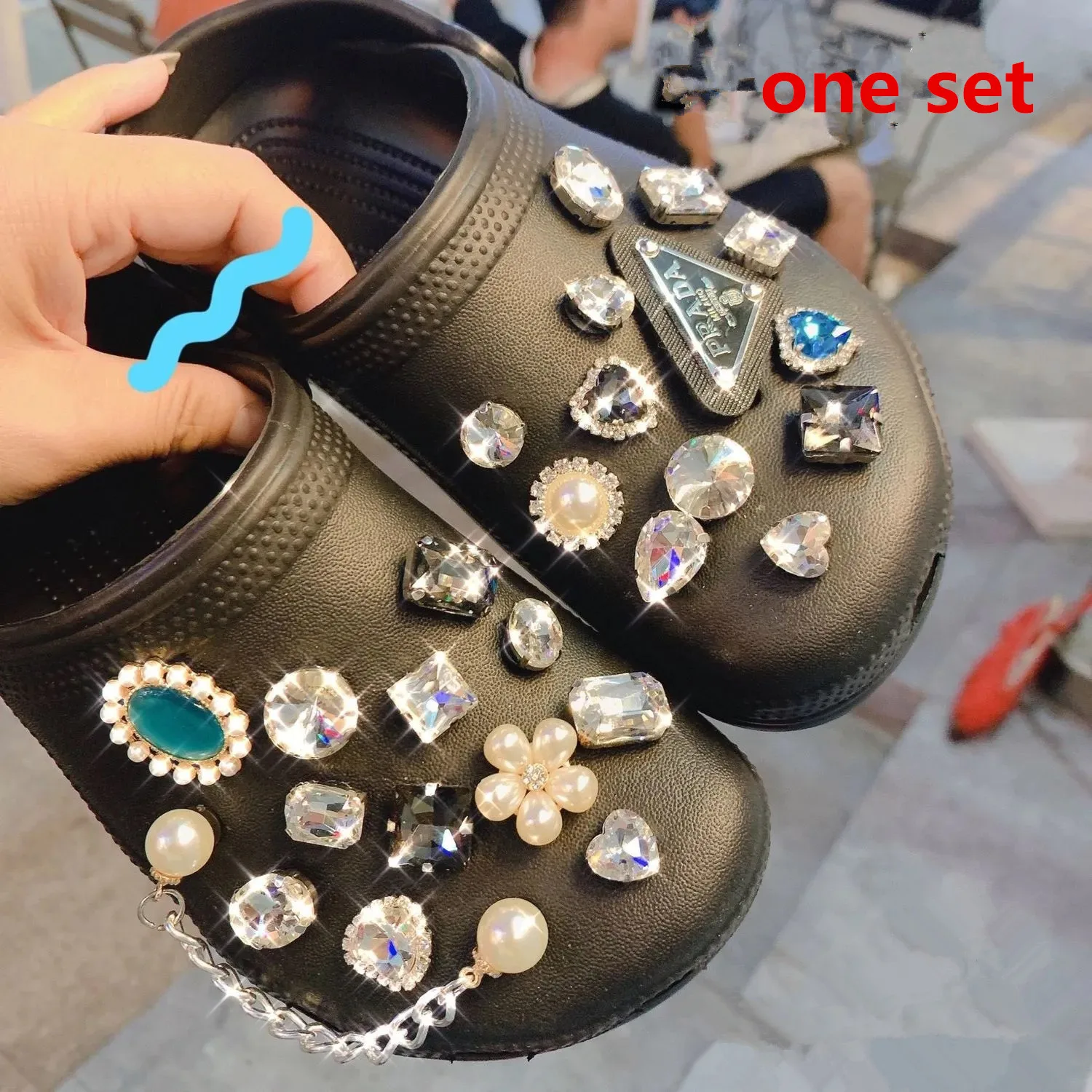 2021 Custom new fashion shoe decoration Mexican cro c shoe charm for kids charms accessory designer pieces charms, Picture
2021 Custom new fashion shoe decoration Mexican cro c shoe charm for kids charms accessory designer pieces charms, Picture