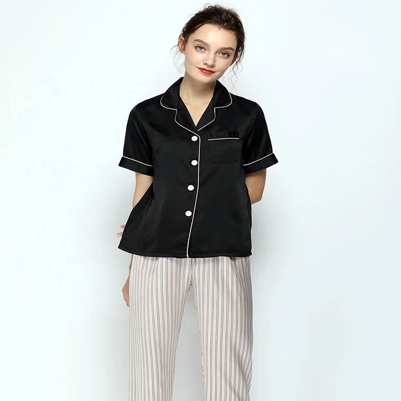 Black short-sleeved trousers silk pajamas thin fashion Soft home furnishing suit 2 piece sleepwear wholesale
Black short-sleeved trousers silk pajamas thin fashion Soft home furnishing suit 2 piece sleepwear wholesale