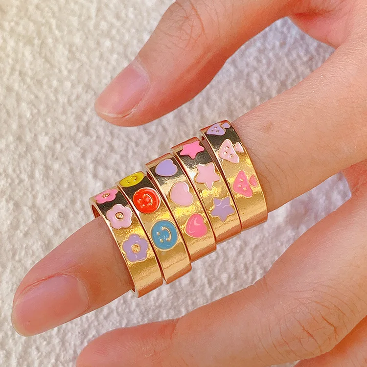 Gold plated chunky heart happy smiley face rings jewelry women eternity aesthetic signet flower star smile rings for women 2021
Gold plated chunky heart happy smiley face rings jewelry women eternity aesthetic signet flower star smile rings for women 2021
