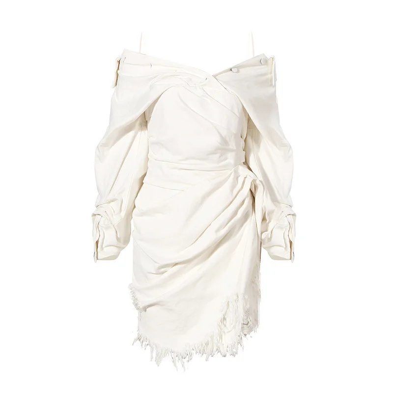 2021 summer new arrival fashion dress women Slim dress irregular fringed tassel off shoulder washed hole pleated denim dress
2021 summer new arrival fashion dress women Slim dress irregular fringed tassel off shoulder washed hole pleated denim dress