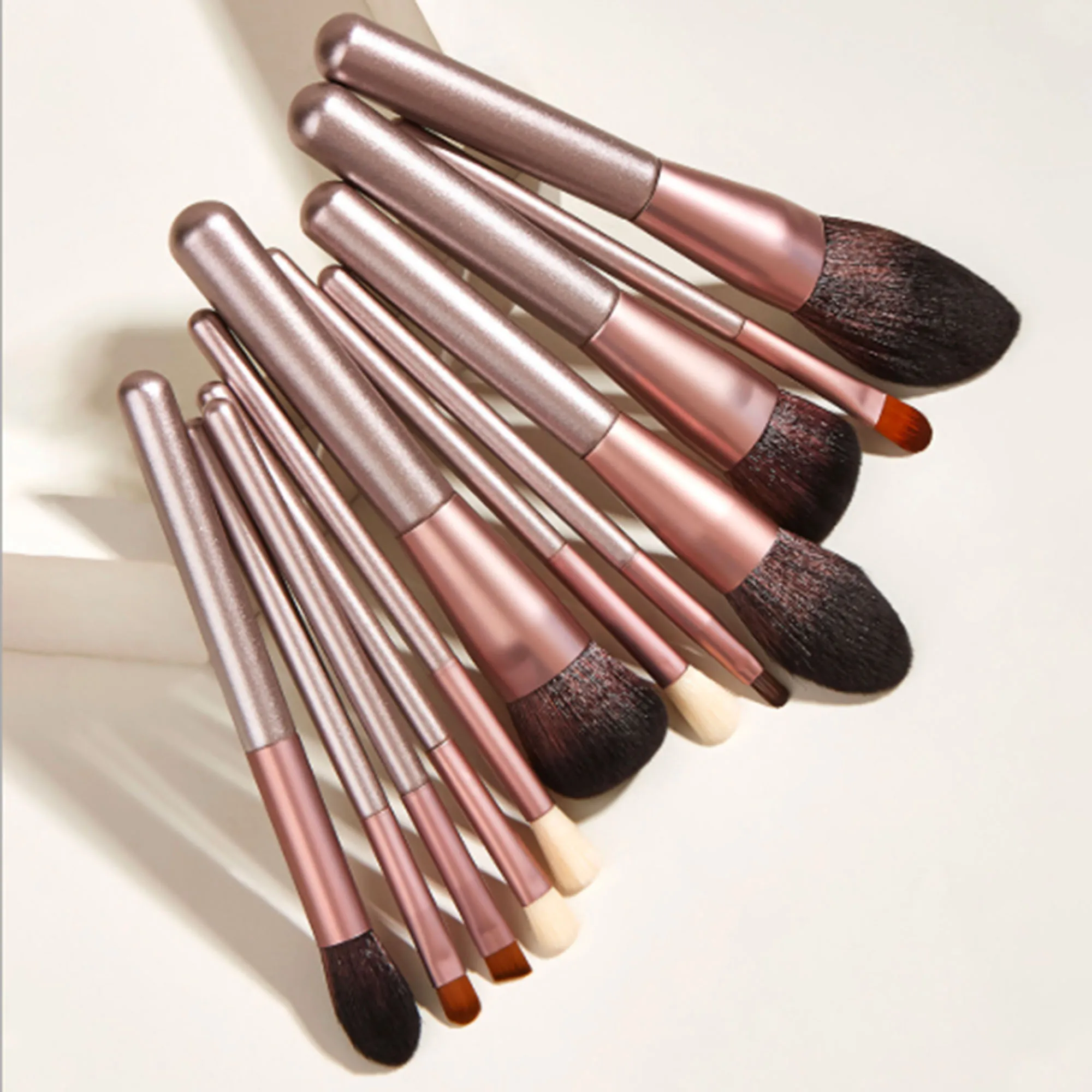 12pcs champagne color cheap makeup brushes women brush make up bio degradable make up brush for air makeup
12pcs champagne color cheap makeup brushes women brush make up bio degradable make up brush for air makeup