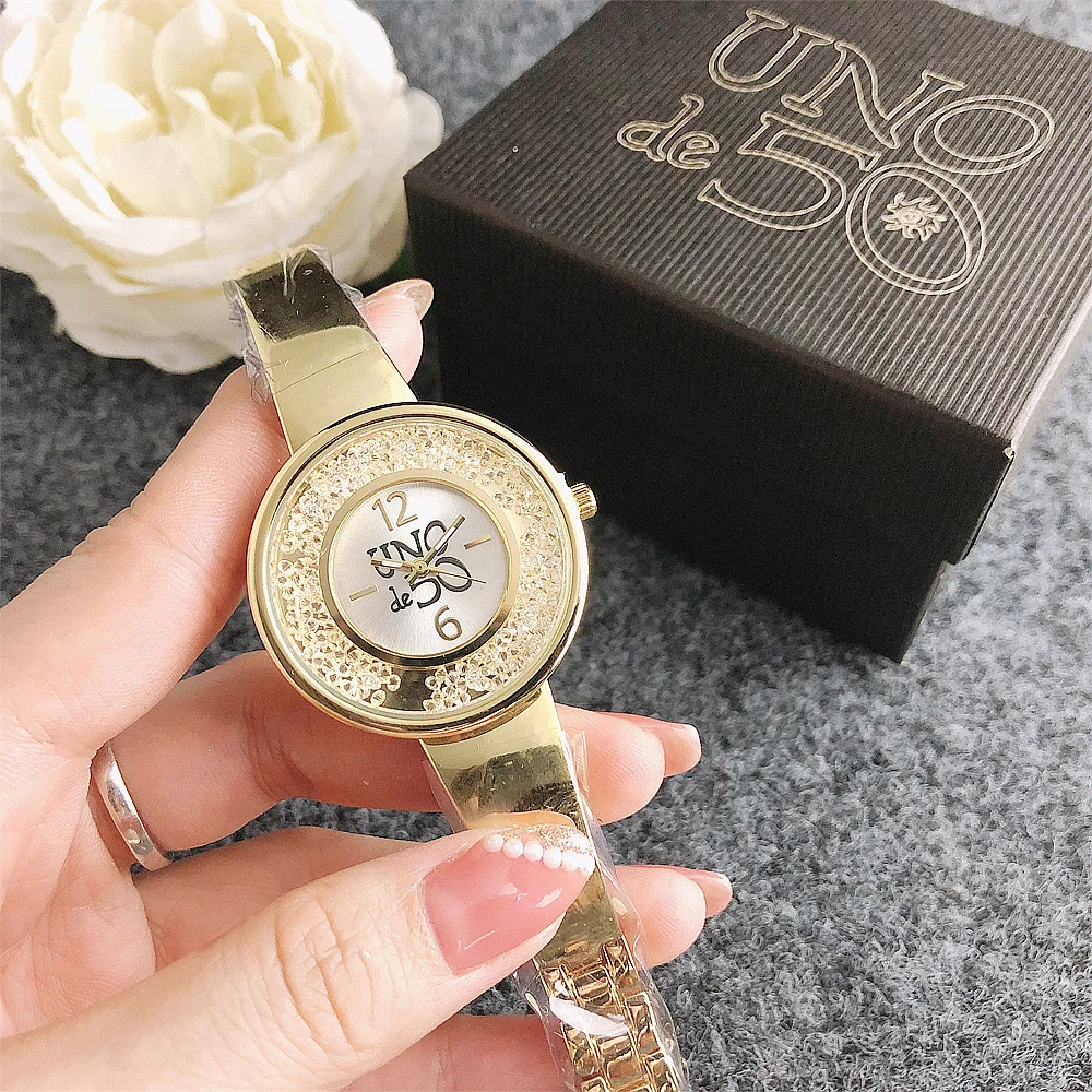 kids wristwatch 2022 new custom logo gold wristwatch ladies women watches stainless steel bracelet diamond watches custom design, Customized colors
kids wristwatch 2022 new custom logo gold wristwatch ladies women watches stainless steel bracelet diamond watches custom design, Customized colors