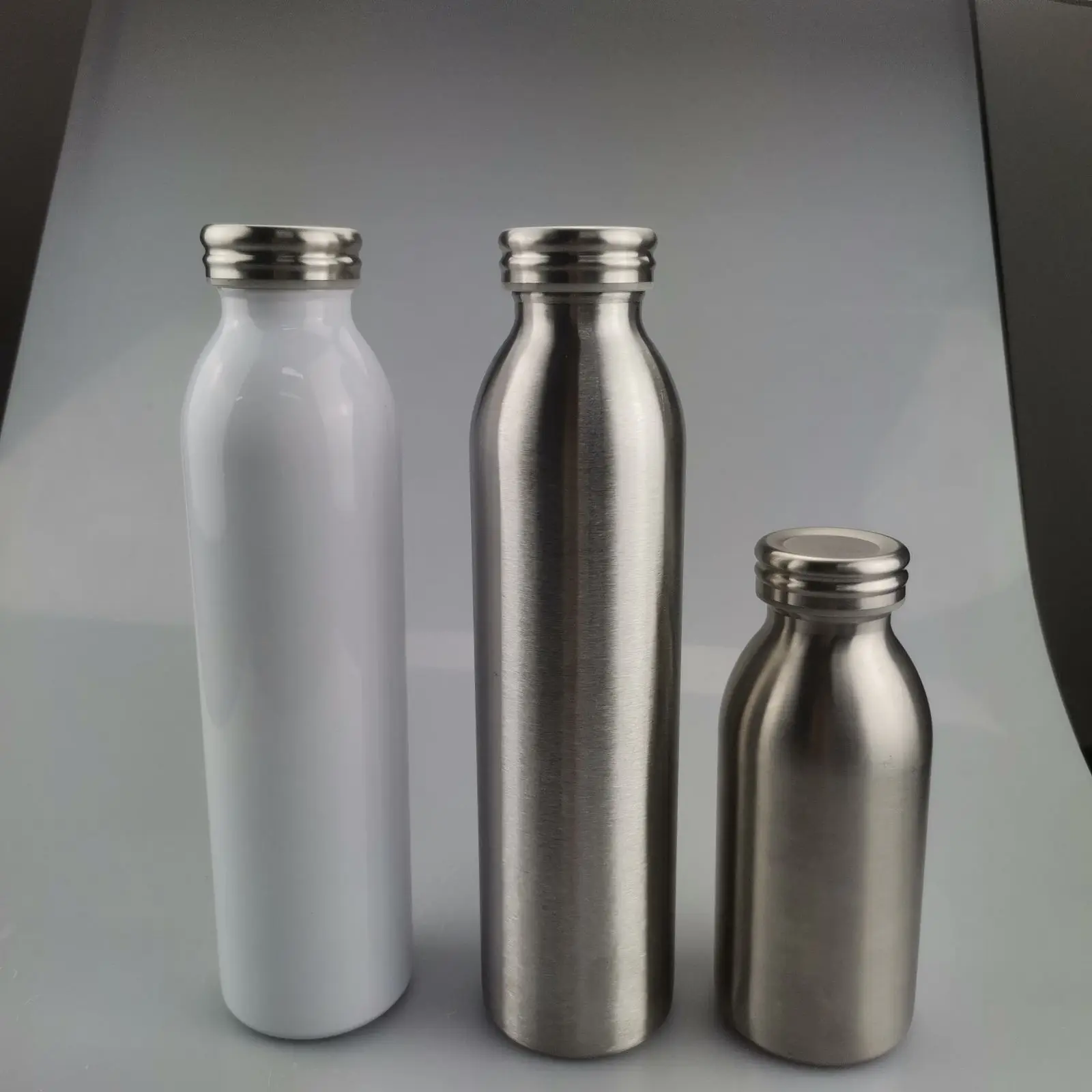 20 oz High Quality Customized Double Wall Vacuum Coffee Milk Drink Cups Stainless Steel Insulated Sublimation Blanks Milk Bottle, White/silver
20 oz High Quality Customized Double Wall Vacuum Coffee Milk Drink Cups Stainless Steel Insulated Sublimation Blanks Milk Bottle, White/silver