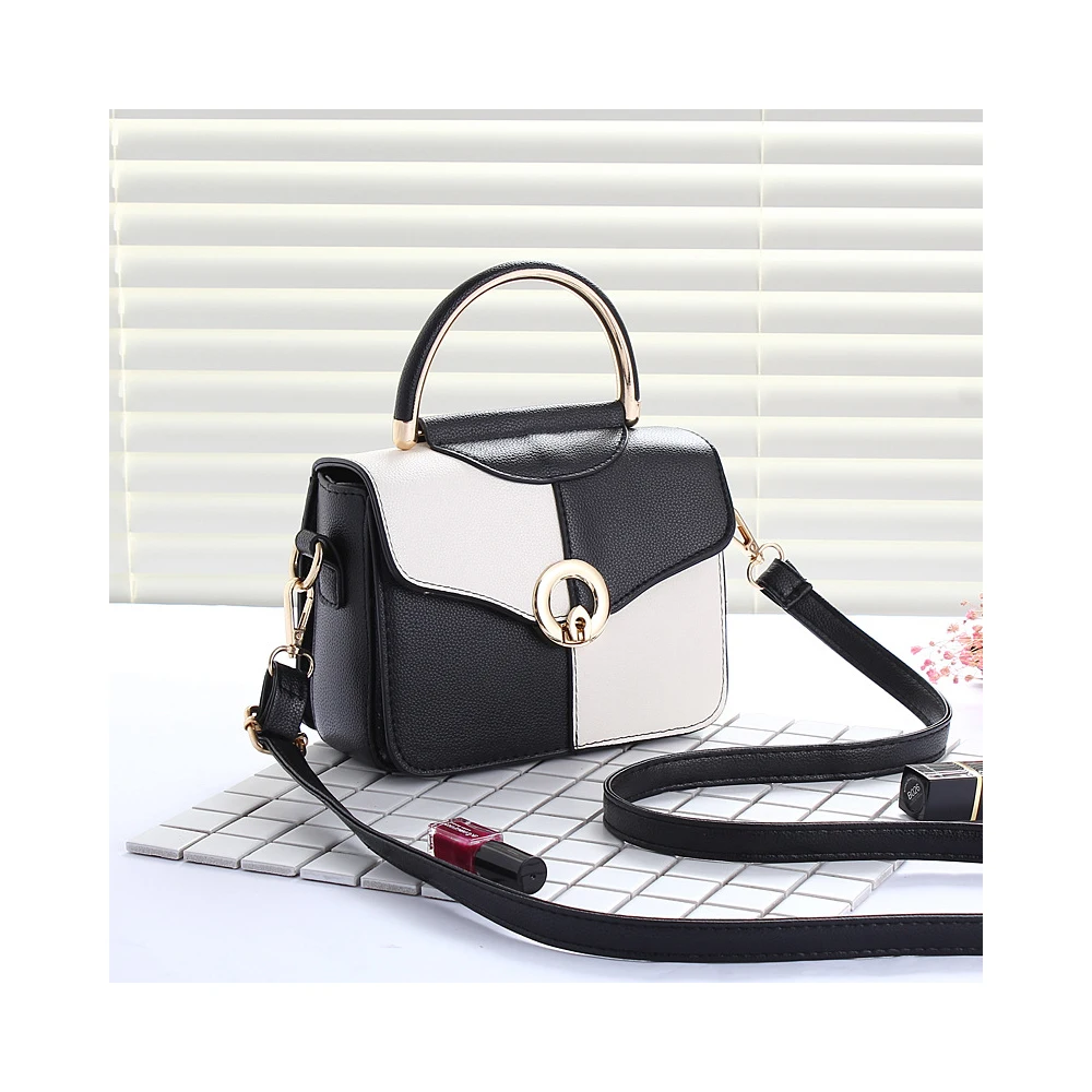 LZYMSZ new design trend women handbags small square bag casual fashion wild shoulder bags 2020 fashion handbag
LZYMSZ new design trend women handbags small square bag casual fashion wild shoulder bags 2020 fashion handbag