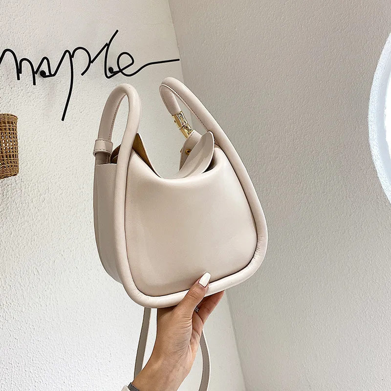ANMAI Trendy Portable Designer Solid Ladies Bucket Shoulder Women Hand Bag Bolsa Luxury Leather Handbag, Multi-color
ANMAI Trendy Portable Designer Solid Ladies Bucket Shoulder Women Hand Bag Bolsa Luxury Leather Handbag, Multi-color