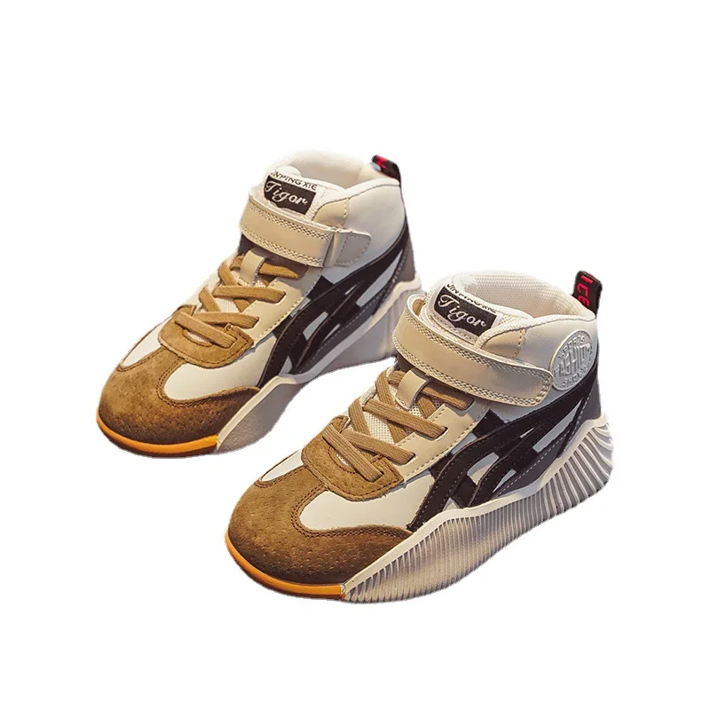New spring and autumn plus velvet children's sports shoes, big children's leather sports high-top boys old shoes
New spring and autumn plus velvet children's sports shoes, big children's leather sports high-top boys old shoes