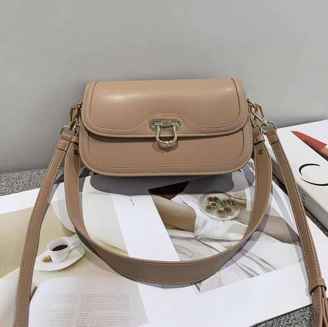 Hot Sales Female Personality Handbags classical Crossbody Bag Genuine Leather messenger bag for woman, More
Hot Sales Female Personality Handbags classical Crossbody Bag Genuine Leather messenger bag for woman, More