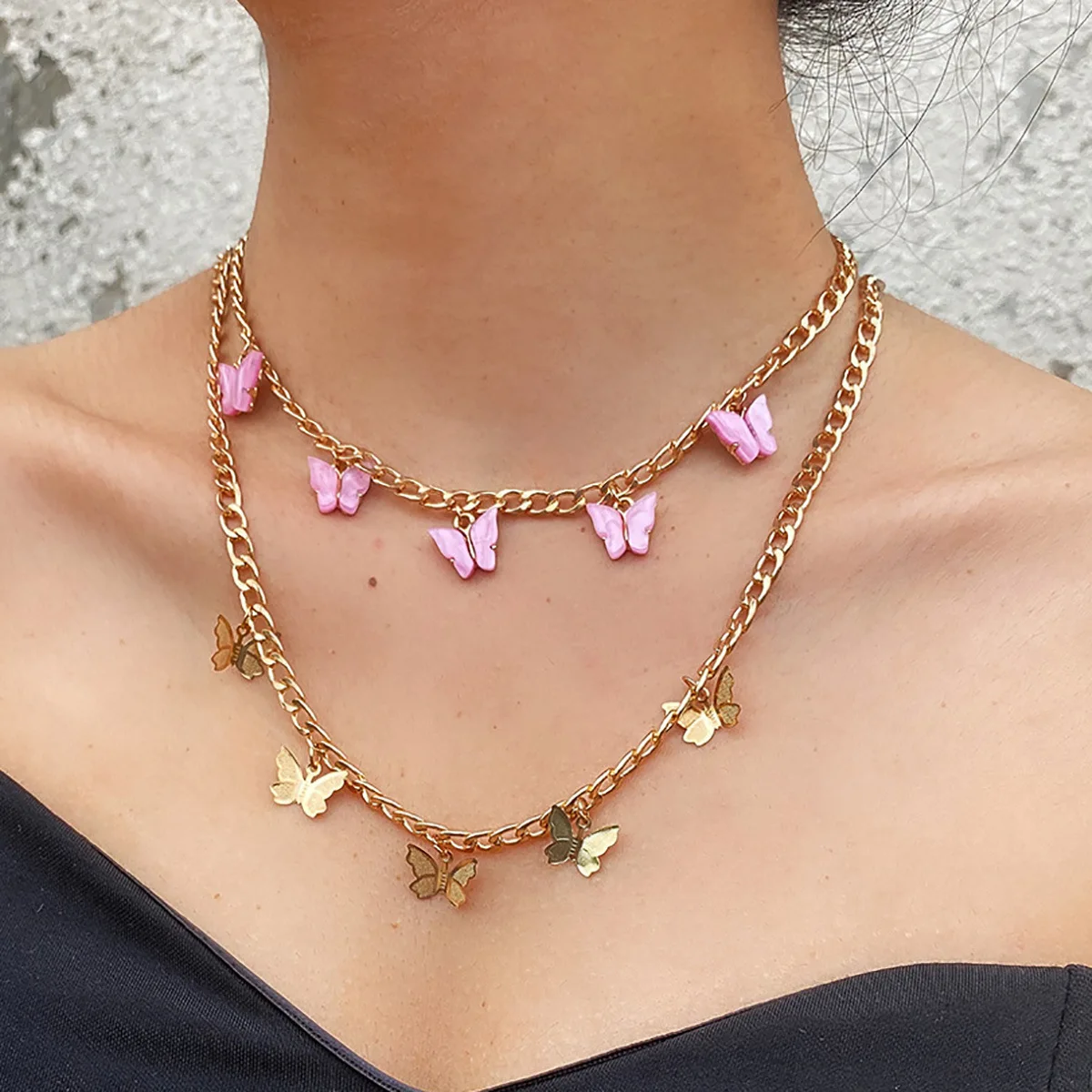 American popular 2021 creative women fashionable simple small cute butterfly pink tassel gold chain necklace, Picture shows
American popular 2021 creative women fashionable simple small cute butterfly pink tassel gold chain necklace, Picture shows