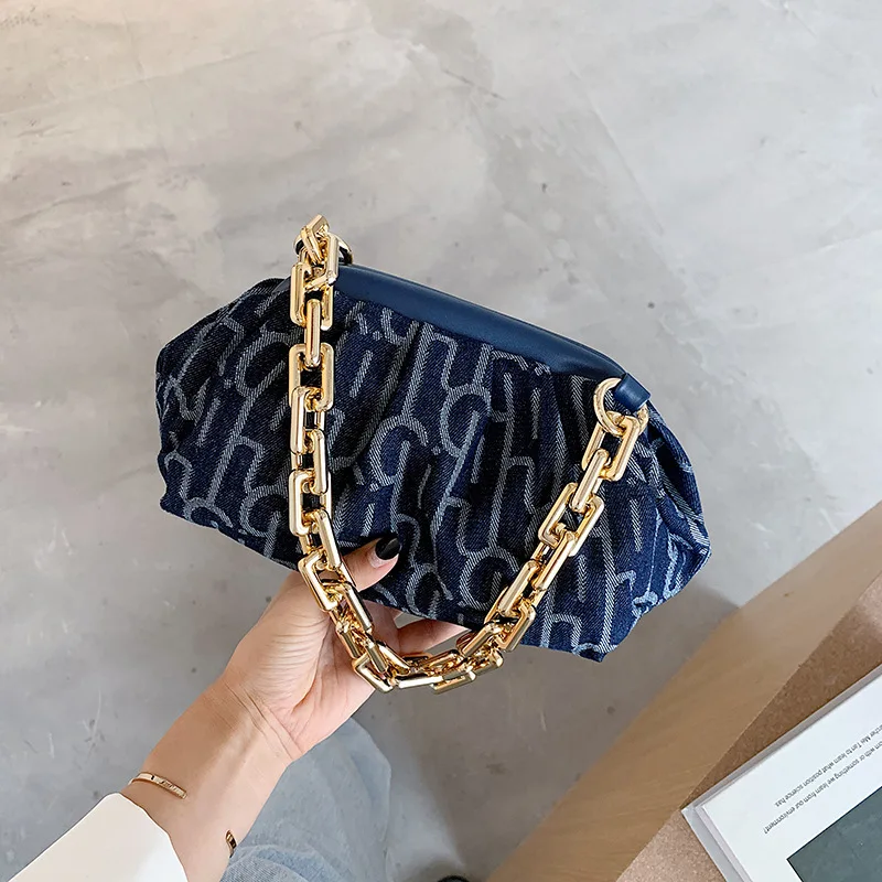 Designer Brand Popular Print Shoulder Pillow Shape Clouds Denim Purse 2021 Ladies Bags Women Handbags
Designer Brand Popular Print Shoulder Pillow Shape Clouds Denim Purse 2021 Ladies Bags Women Handbags