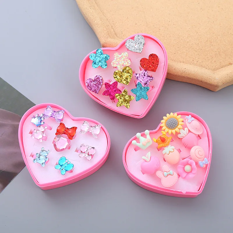 Wholesale Children Plastic Toy Girls Ring 10pcs Gift Box Cartoon Jewelry Princess Glitter Powder Resin Cute Cartoon Ring Set
Wholesale Children Plastic Toy Girls Ring 10pcs Gift Box Cartoon Jewelry Princess Glitter Powder Resin Cute Cartoon Ring Set