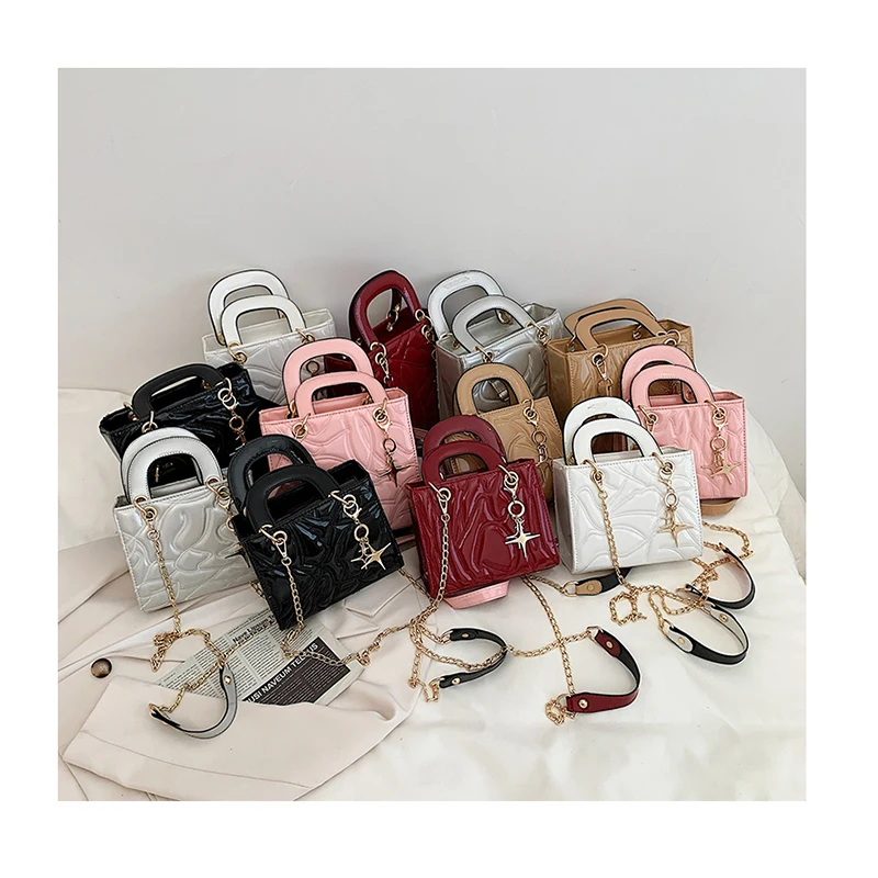 New Designer Patent Leather Handbags Ladies Fashion Shoulder Trendy Mujer Star Tassel Crossbody Purses women luxury handbags
New Designer Patent Leather Handbags Ladies Fashion Shoulder Trendy Mujer Star Tassel Crossbody Purses women luxury handbags