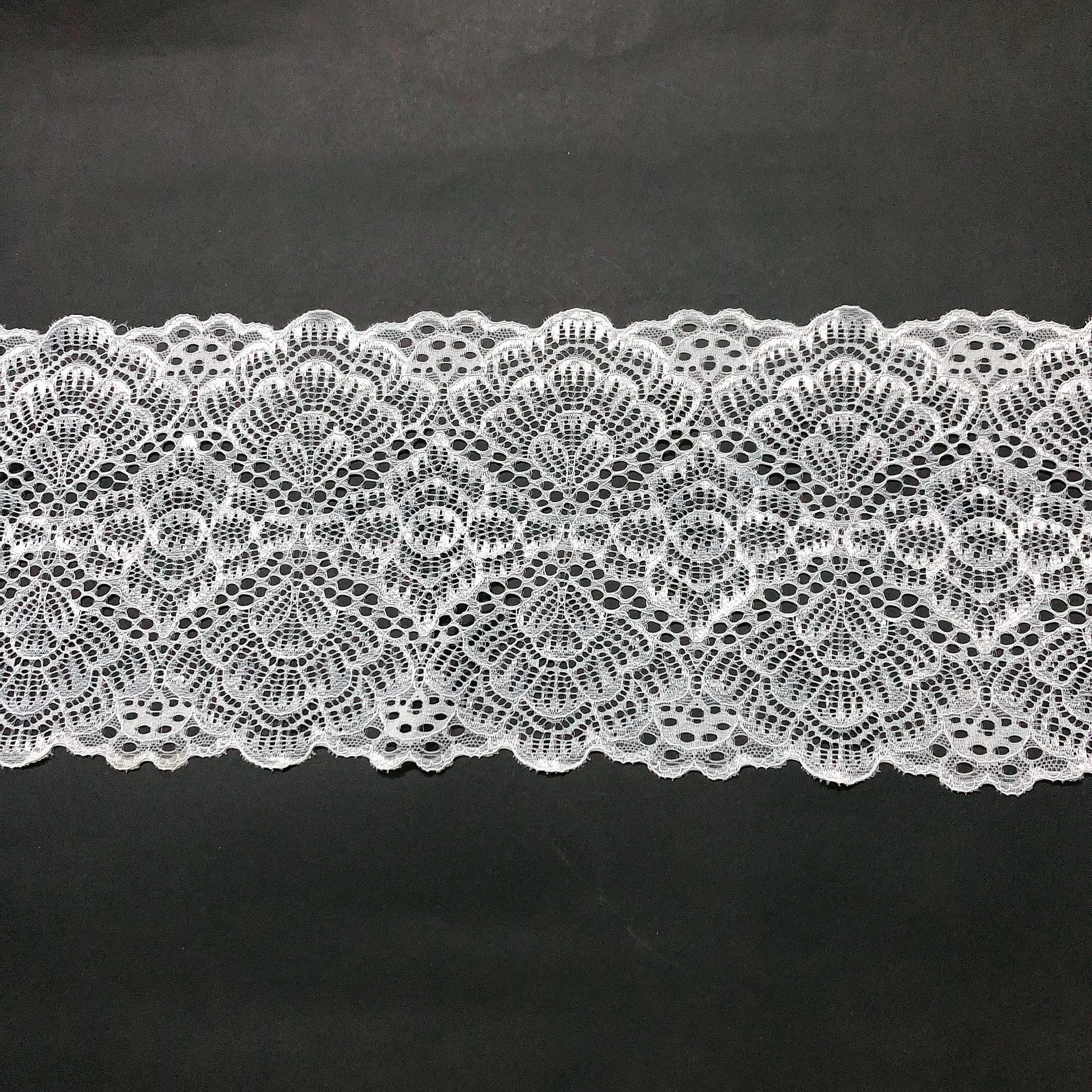 High quality wholesale white stretchy lace trim 17cm in lots, White, black and dyed
High quality wholesale white stretchy lace trim 17cm in lots, White, black and dyed