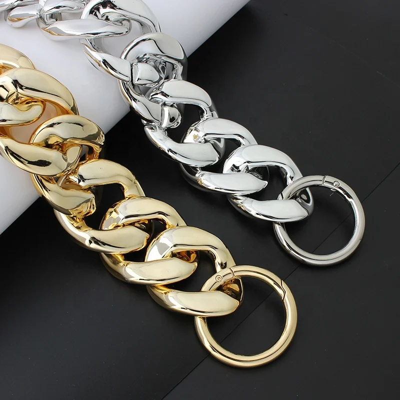 Nolvo World New Fashion bag hardware accessories Resin Gold NK chain with round spring ring
Nolvo World New Fashion bag hardware accessories Resin Gold NK chain with round spring ring
