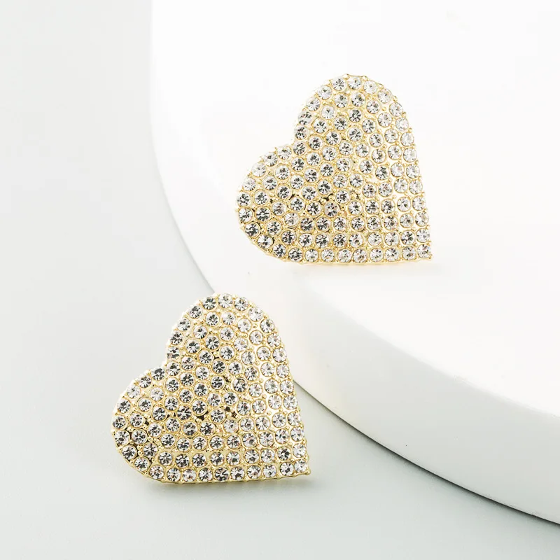 2020 Women Fashion Shiny Rhinestone Earrings 18K Gold Plated Full Crystal Heart Stud Earrings, As picture show
2020 Women Fashion Shiny Rhinestone Earrings 18K Gold Plated Full Crystal Heart Stud Earrings, As picture show