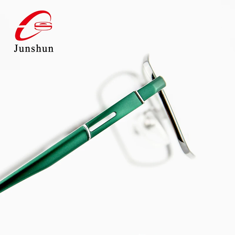 2021 Fashion Eyewear Custom Logo Titanium Optical Frames Men Anti Blue Light Blocking Glasses eyeglasses frames river optical
2021 Fashion Eyewear Custom Logo Titanium Optical Frames Men Anti Blue Light Blocking Glasses eyeglasses frames river optical