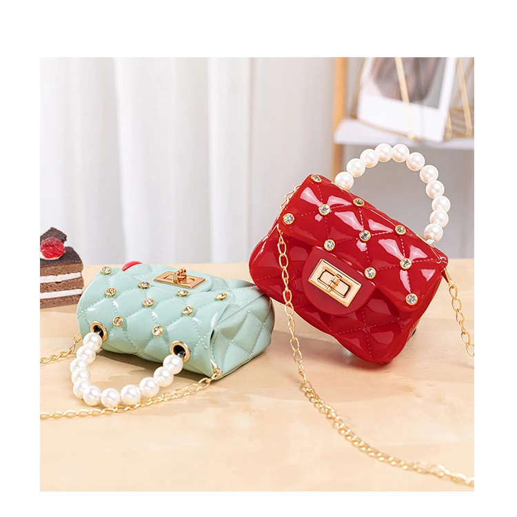 2021 Wholesale fashion mini jelly ladies cross body bags luxury pvc kids purses girls handbags for women
2021 Wholesale fashion mini jelly ladies cross body bags luxury pvc kids purses girls handbags for women