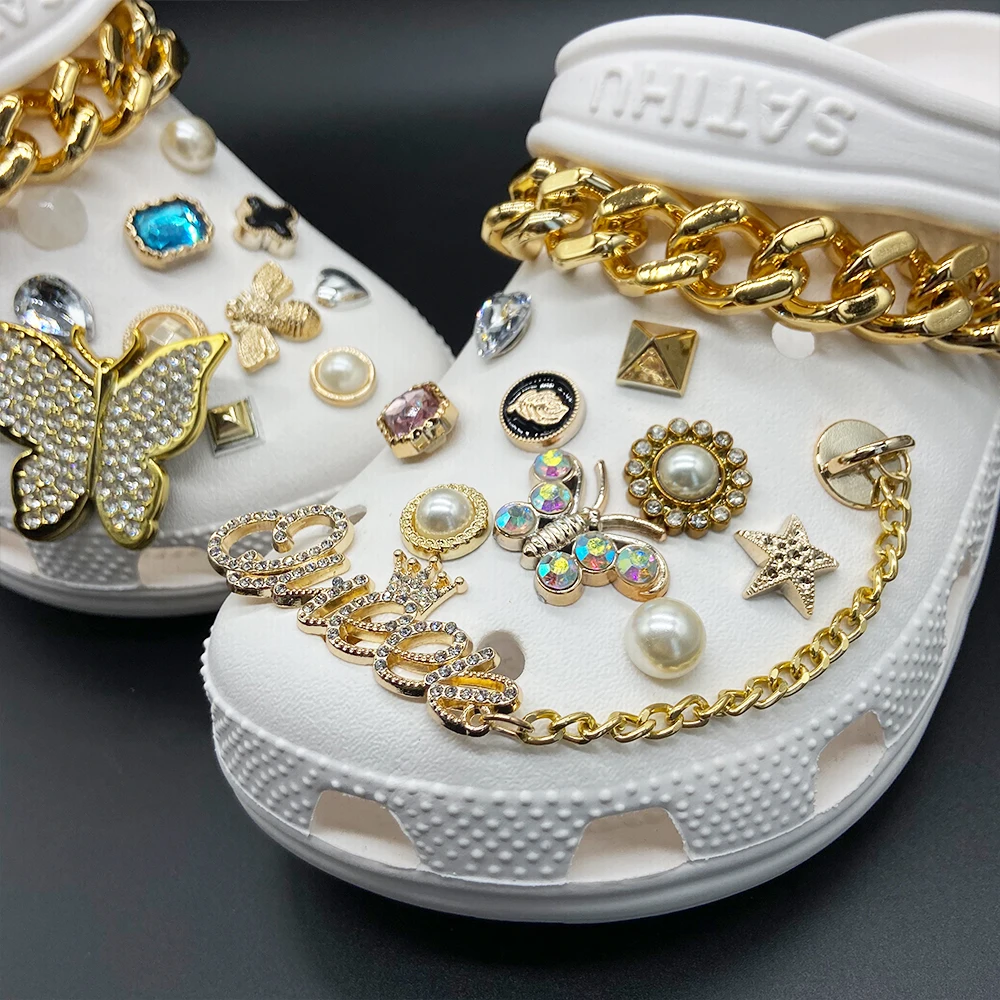 Customized Fashion Metal Brand Designer Rhinestone Diamond Pearl Decorative Shoe Ornament Croc Shoes Charm
Customized Fashion Metal Brand Designer Rhinestone Diamond Pearl Decorative Shoe Ornament Croc Shoes Charm