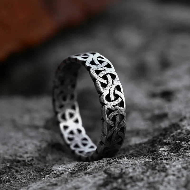 SS8-970R New Arrival Viking Round Stainless Steel Viking Celtics Knot Ring Retro 6mm Ring For Couples Vintage Jewelry
SS8-970R New Arrival Viking Round Stainless Steel Viking Celtics Knot Ring Retro 6mm Ring For Couples Vintage Jewelry