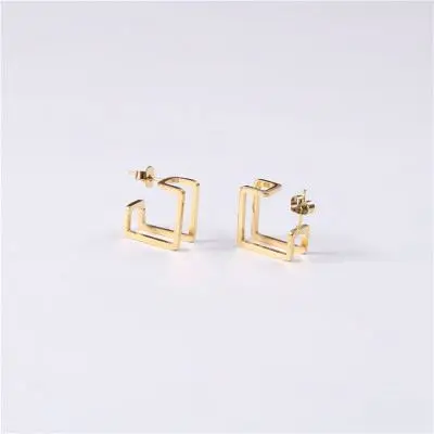 2021 Trendy Earring 18K Gold Plated Double-Layer Square Geometric Earrings for Women Stainless Steel Earrings Wholesale
2021 Trendy Earring 18K Gold Plated Double-Layer Square Geometric Earrings for Women Stainless Steel Earrings Wholesale