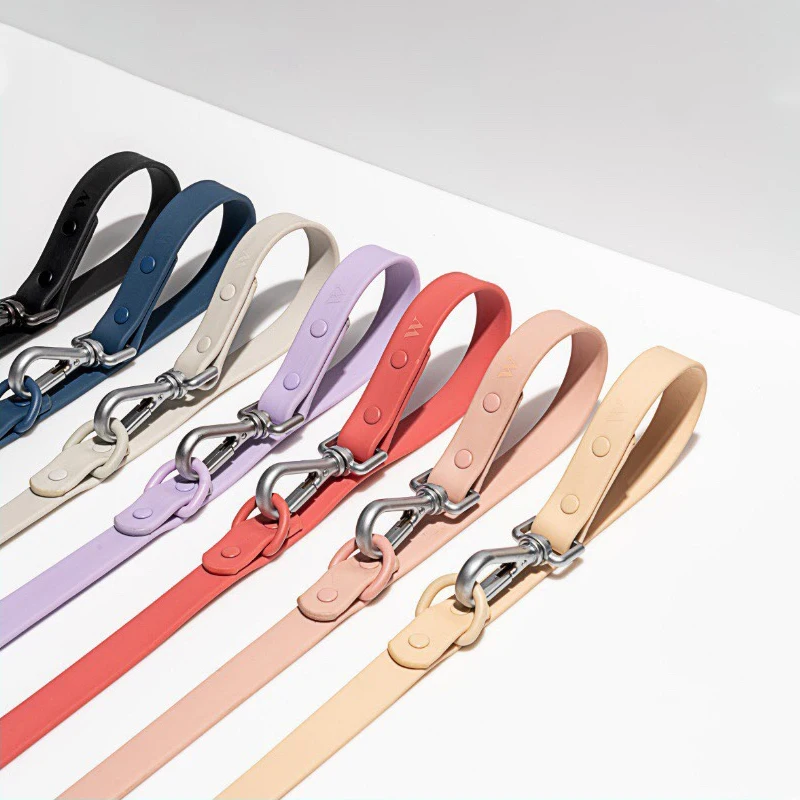 Latest Fashion PVC Silicone Waterproof Pet Dog Leash manufacture wholesale Soft Material dog accesories Leash, Black, grey, pink, navy blue, violet
Latest Fashion PVC Silicone Waterproof Pet Dog Leash manufacture wholesale Soft Material dog accesories Leash, Black, grey, pink, navy blue, violet
