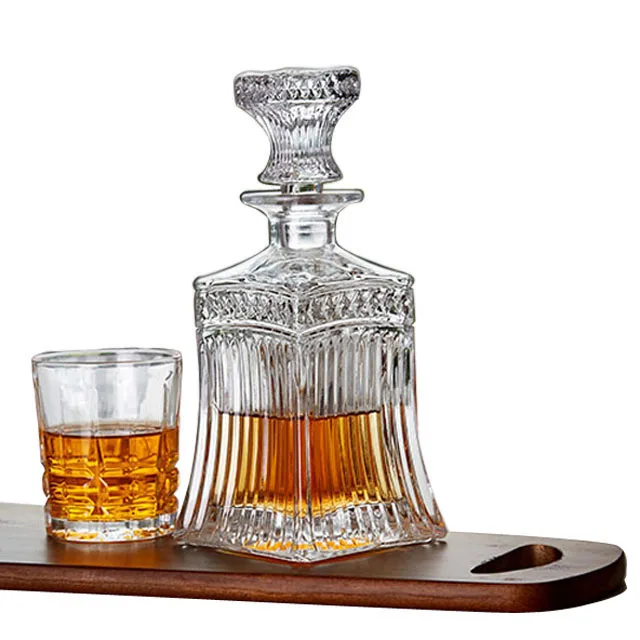 Embossed whiskey crystal classic wine bottle Multiple capacity clear glass bottles Exquisite craftsmanship Glass wine bottles
Embossed whiskey crystal classic wine bottle Multiple capacity clear glass bottles Exquisite craftsmanship Glass wine bottles