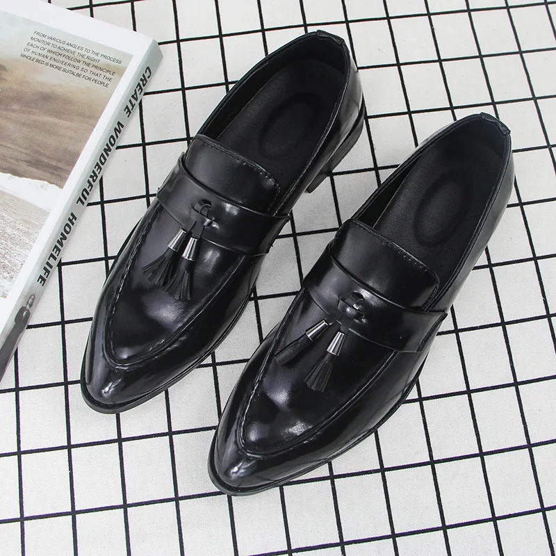 Fashion Tassel Leisure Business Shoes Men Pointed Leather Dress Formal Office Oxford Slip-on Casual Flat Loafers British Work
Fashion Tassel Leisure Business Shoes Men Pointed Leather Dress Formal Office Oxford Slip-on Casual Flat Loafers British Work