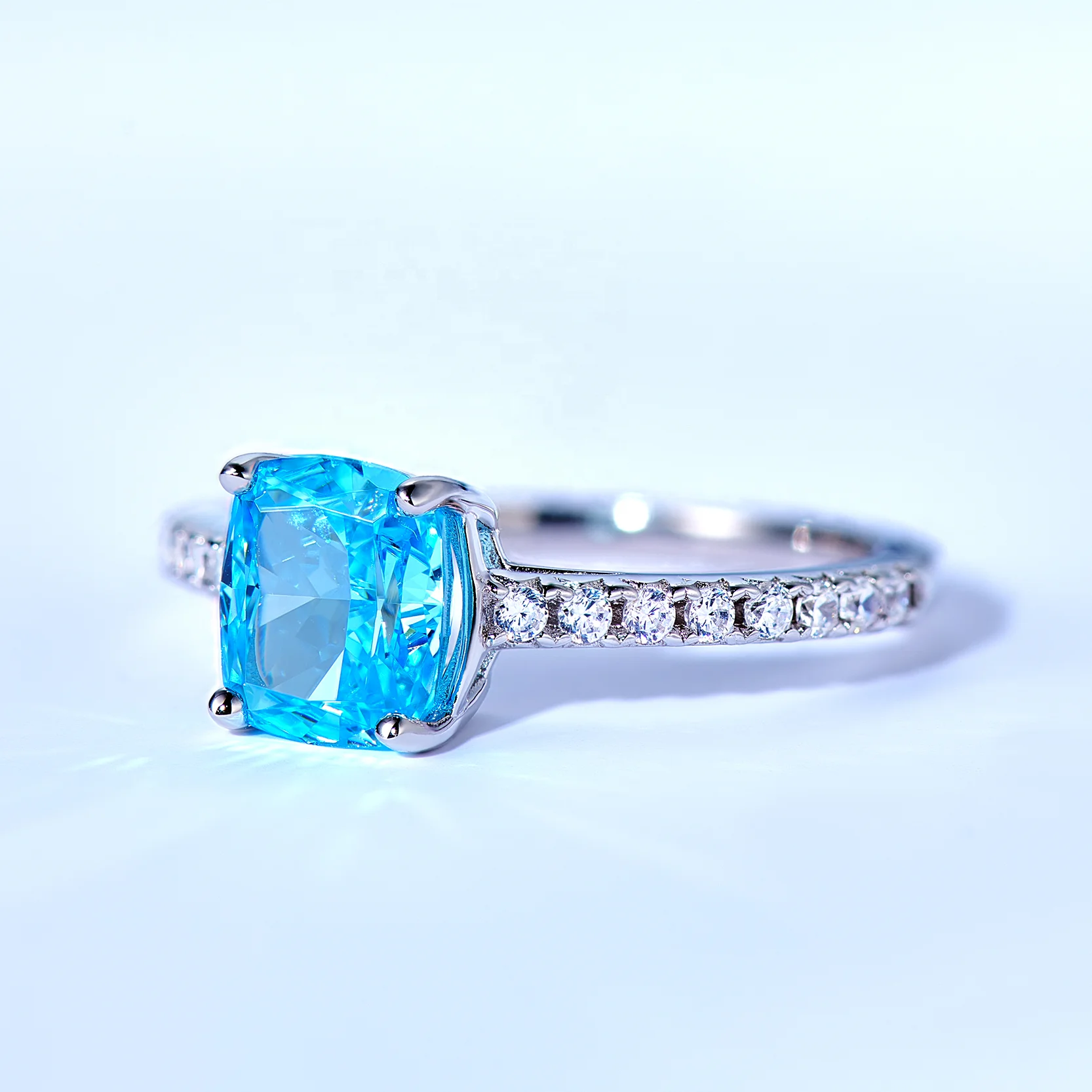 Women wedding engagement jewelry blue diamond 9k gold female ring sliver 925 cubic zirconia rings
Women wedding engagement jewelry blue diamond 9k gold female ring sliver 925 cubic zirconia rings