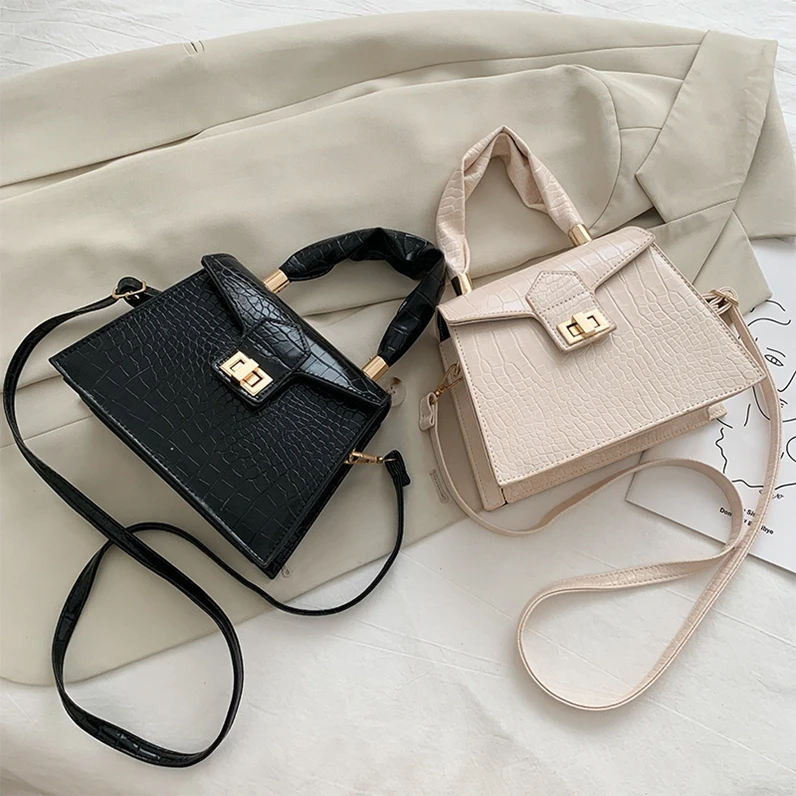 XP1342 French niche crocodile pattern women's small bag 2020 new trendy Korean shoulder wild popular classic portable messenger bag
XP1342 French niche crocodile pattern women's small bag 2020 new trendy Korean shoulder wild popular classic portable messenger bag