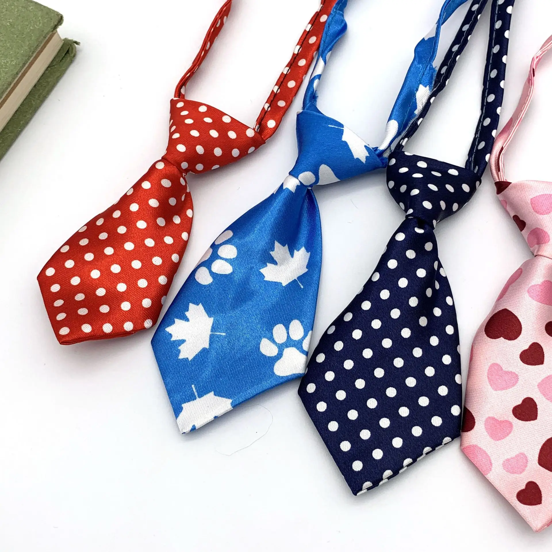 Multiple Colors Pet Dog Tie Wave Point Decoration Small Medium Dog Necktie Funny Adjustable Dog Bow Tie
Multiple Colors Pet Dog Tie Wave Point Decoration Small Medium Dog Necktie Funny Adjustable Dog Bow Tie