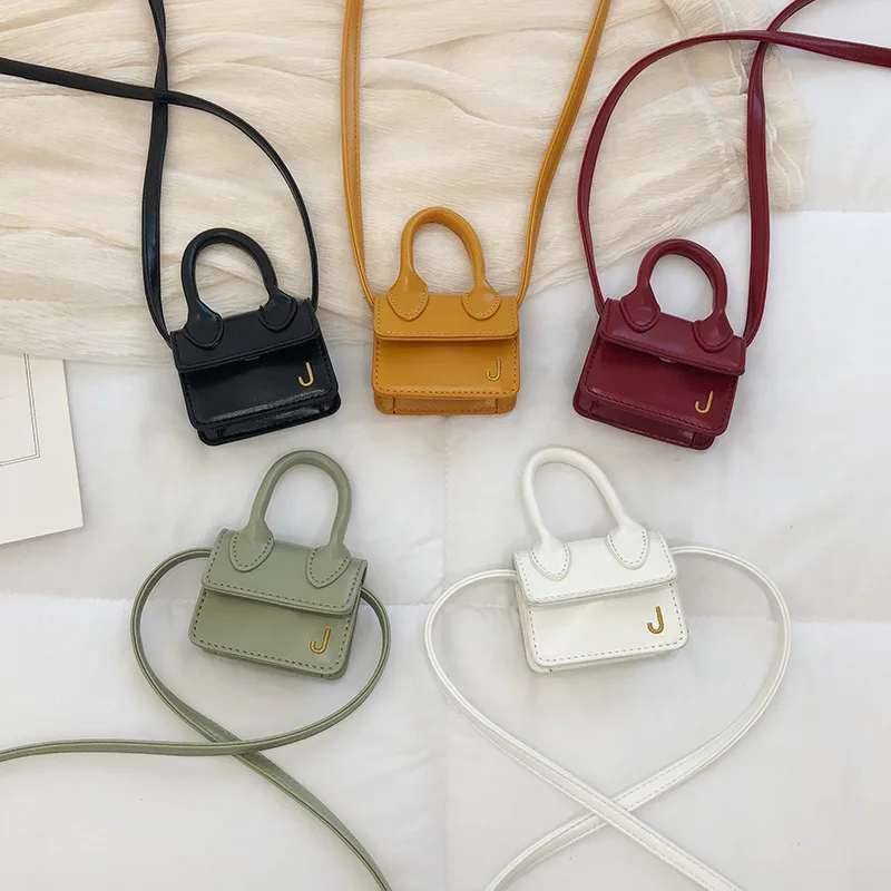 Fashion Ladies Handbags PU Leather Kids Luxury Designer Purse Cute Mini Crossbody Bag Kid Purses and Handbags Little Girls 2021, White / yellow / red / burgundy / purple / green / black / pink
Fashion Ladies Handbags PU Leather Kids Luxury Designer Purse Cute Mini Crossbody Bag Kid Purses and Handbags Little Girls 2021, White / yellow / red / burgundy / purple / green / black / pink
