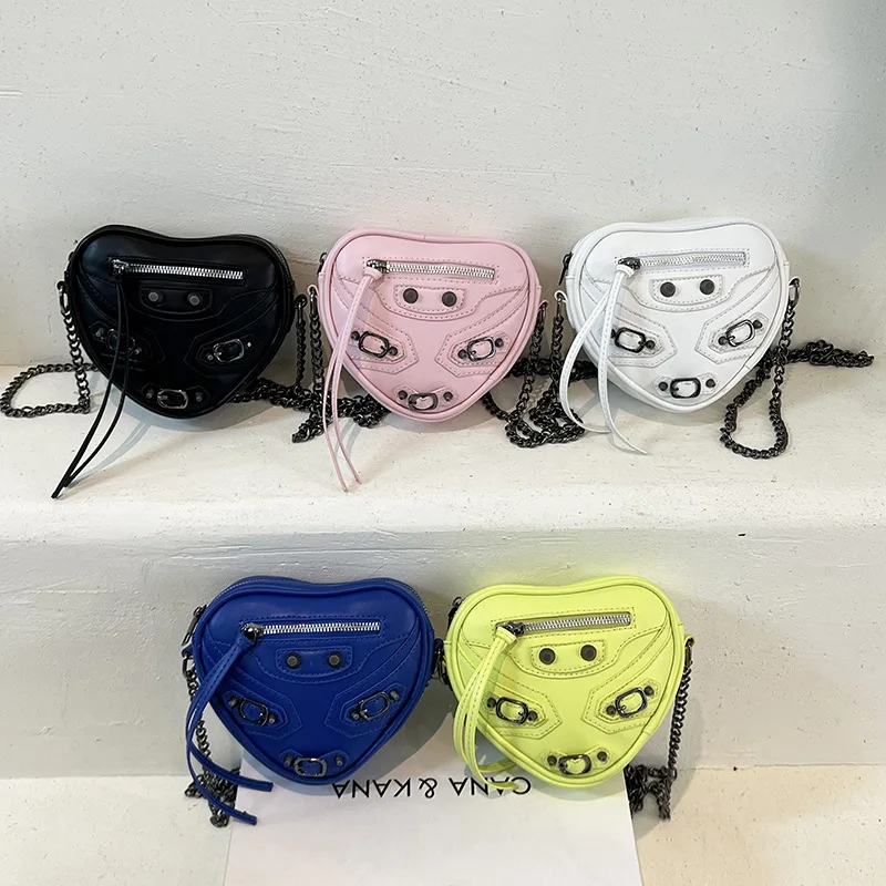 Hot sale 2023 bags for women pu leather handbag fashion designer purse ladies shoulder heart bag
Hot sale 2023 bags for women pu leather handbag fashion designer purse ladies shoulder heart bag
