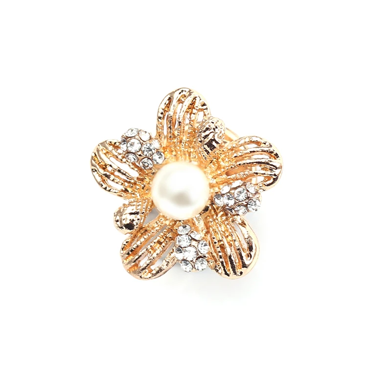 Simple Hollow Pearl Flower Brooch Fashion Gold Alloy Diamond Set Flower Brooch Lapel Pin High-end Crystal Jewelry
Simple Hollow Pearl Flower Brooch Fashion Gold Alloy Diamond Set Flower Brooch Lapel Pin High-end Crystal Jewelry