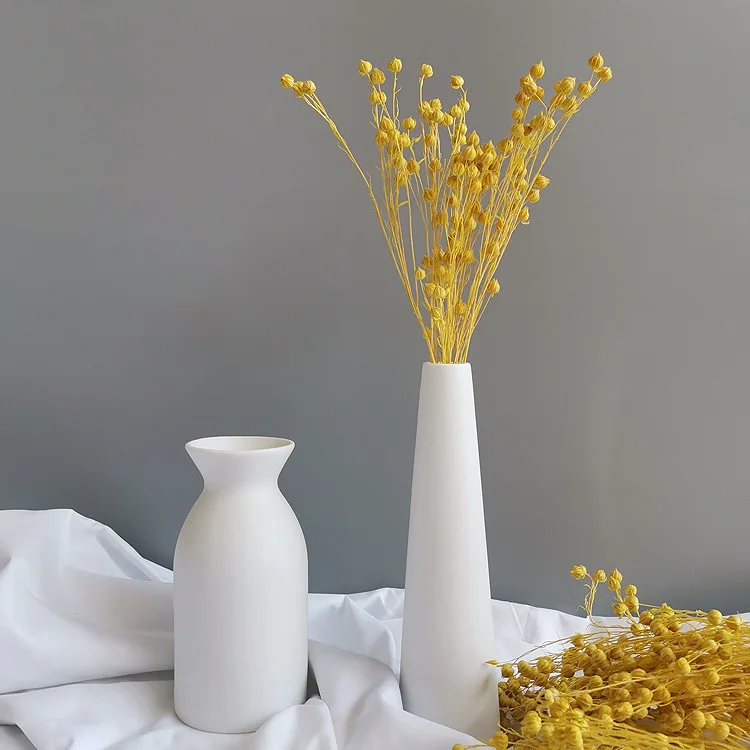 Nordic Modern Minimalist Living Room Decorations Simulation And Dried Flower Arrangement Decoration Table Ceramic Vase For Home
Nordic Modern Minimalist Living Room Decorations Simulation And Dried Flower Arrangement Decoration Table Ceramic Vase For Home