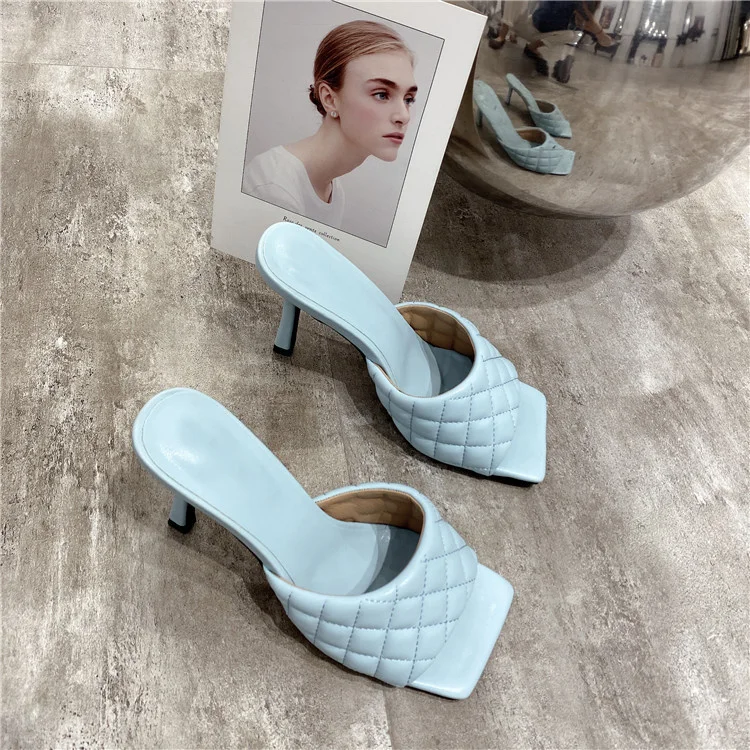 Summer Women Mules Design slippers Sandals Square sole slides High heel 9CM Women shoes Summer Woman
Summer Women Mules Design slippers Sandals Square sole slides High heel 9CM Women shoes Summer Woman