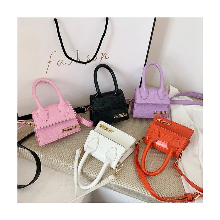 Mini PU Leather Crossbody Bags For Women Luxury Designer Metal Letter Shoulder Bags Female Brand Purses and Handbags Bolsa Mujer
Mini PU Leather Crossbody Bags For Women Luxury Designer Metal Letter Shoulder Bags Female Brand Purses and Handbags Bolsa Mujer