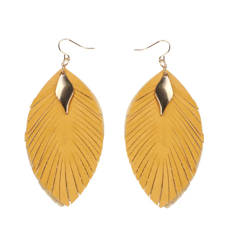 Gold Leather Earrings Lightweight Statemnet Earring Boho Long Feather Faux PU Leather Earings for Women
Gold Leather Earrings Lightweight Statemnet Earring Boho Long Feather Faux PU Leather Earings for Women