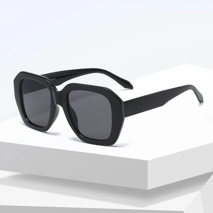 2021 Custom Logo Oversized UV400 Plastic Big Shades Frames Women Sqaure Designer Sunglasses Famous Brands, Custom colors
2021 Custom Logo Oversized UV400 Plastic Big Shades Frames Women Sqaure Designer Sunglasses Famous Brands, Custom colors