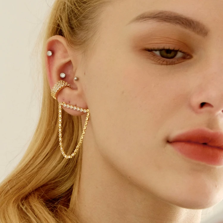 Fashionable Brass 18K Gold Plated Diamond Crystal Zircon Gemstone Drop Earrings Women
Fashionable Brass 18K Gold Plated Diamond Crystal Zircon Gemstone Drop Earrings Women