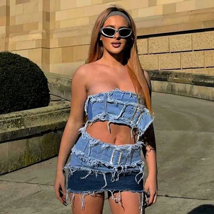 LR01109 New Stylish Wholesale Denim Jeans Patchwork Streetwear Girls Women Two Piece Skirt Set
LR01109 New Stylish Wholesale Denim Jeans Patchwork Streetwear Girls Women Two Piece Skirt Set