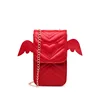 /product-detail/wholesale-customized-angle-wing-heart-chain-clutch-bag-62228794325.html