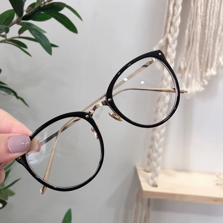 Vintage Optical Frame Round Eyeglasses Frame Trendy Unisex Designer Sunglasses Frame
Vintage Optical Frame Round Eyeglasses Frame Trendy Unisex Designer Sunglasses Frame