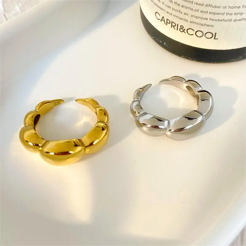 Fine Jewelry Irregular Rice Ball Bamboo Knot Rings Minimalist Stainless Steel 18K Gold Silver Plated Open Ring
Fine Jewelry Irregular Rice Ball Bamboo Knot Rings Minimalist Stainless Steel 18K Gold Silver Plated Open Ring