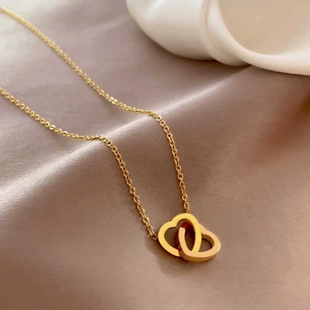2022 Valentine's Day Real 18k Gold Plated Stainless Steel Double Heart Shaped Necklace Titanium Steel Interlock Heart Necklace
2022 Valentine's Day Real 18k Gold Plated Stainless Steel Double Heart Shaped Necklace Titanium Steel Interlock Heart Necklace