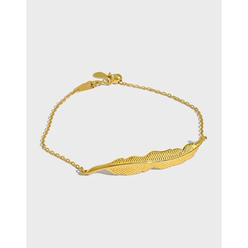 New Arrival Luxury Jewelry 925 Sterling Silver Girls Fashion Link Chain Gold Leaf Bracelet
New Arrival Luxury Jewelry 925 Sterling Silver Girls Fashion Link Chain Gold Leaf Bracelet