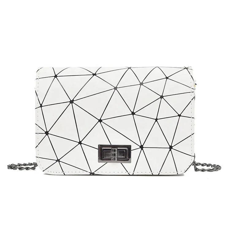 2020 factory direct sales new fashion small square bag wild casual lady single shoulder messenger bag, White,black,silver
2020 factory direct sales new fashion small square bag wild casual lady single shoulder messenger bag, White,black,silver