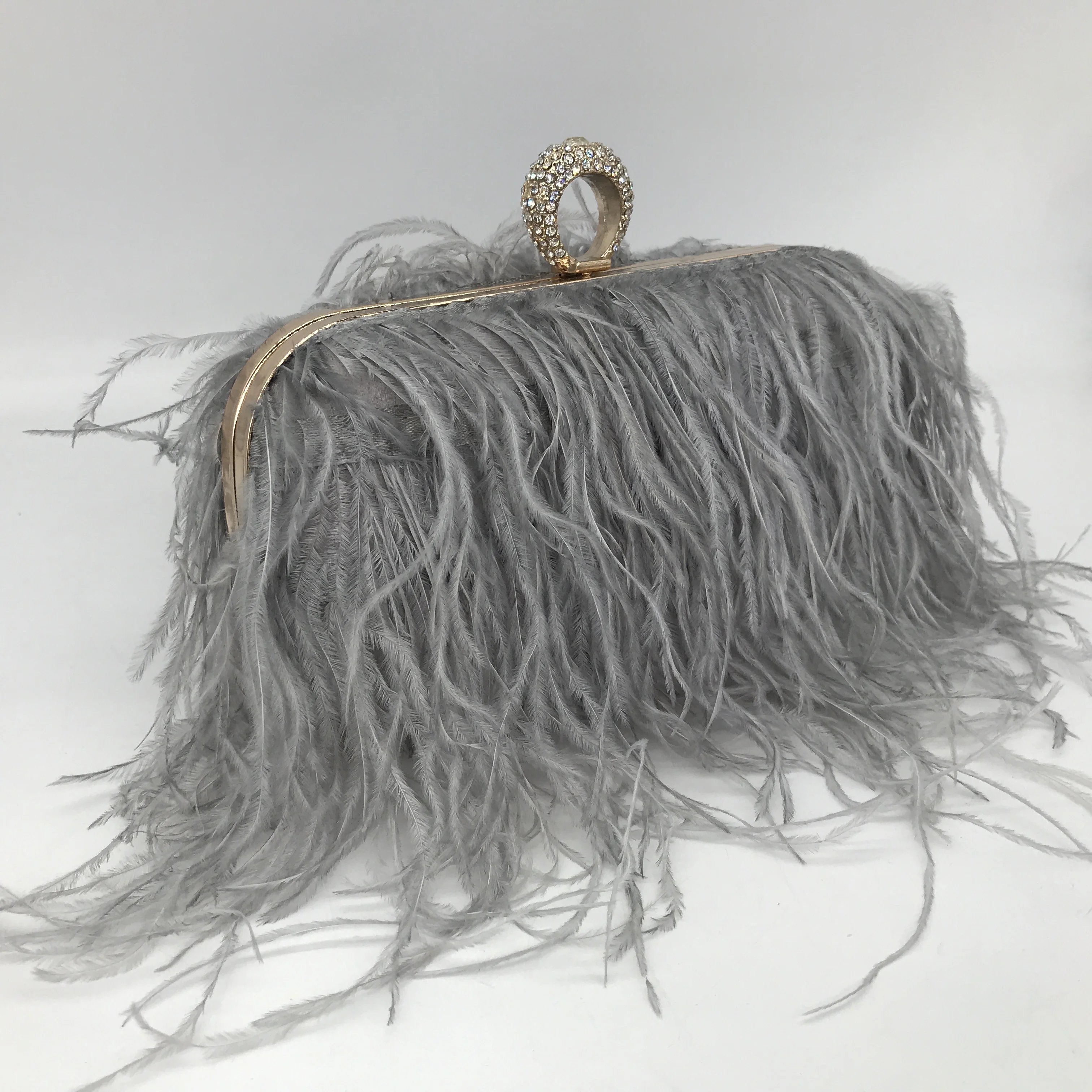 elegant luxury real ostrich feather fuchsia party clutch bag for evening party
elegant luxury real ostrich feather fuchsia party clutch bag for evening party