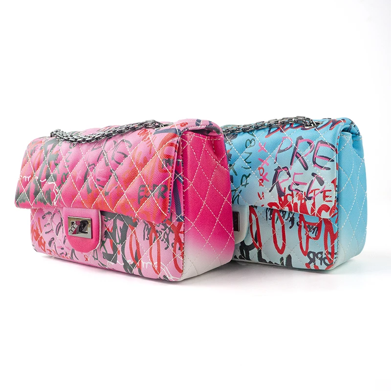 2021on sale hot sale graffiti handbag for women purses graffiti bags colorful luxury chain purse pu leather high quality
2021on sale hot sale graffiti handbag for women purses graffiti bags colorful luxury chain purse pu leather high quality